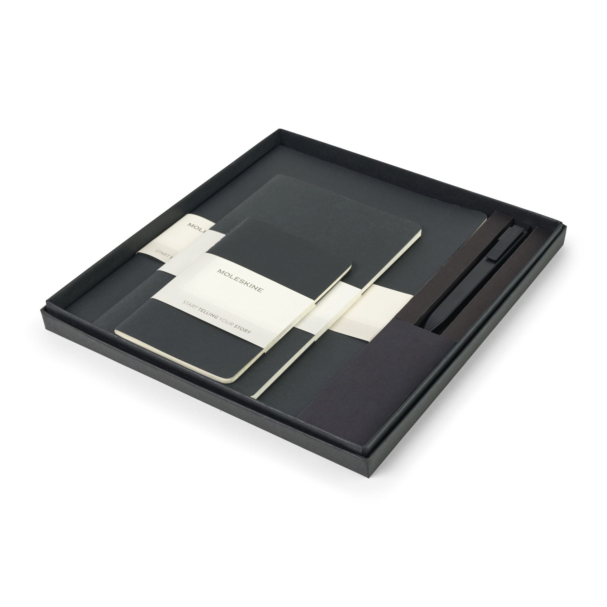 Picture of Moleskine Assorted Cahier and GO Pen Gift Set - Black