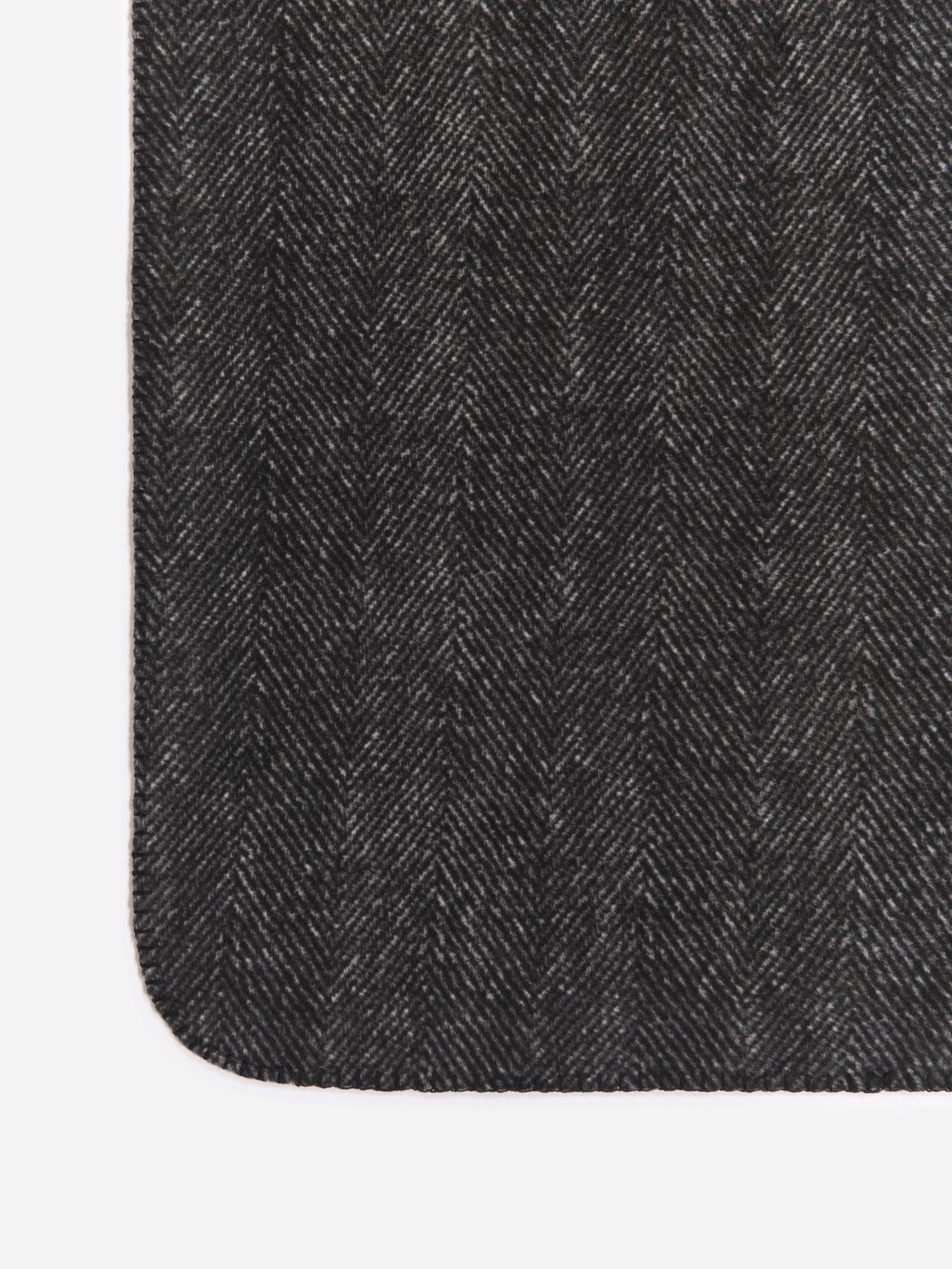 Picture of Slowtide Fleece Blanket - Lewis