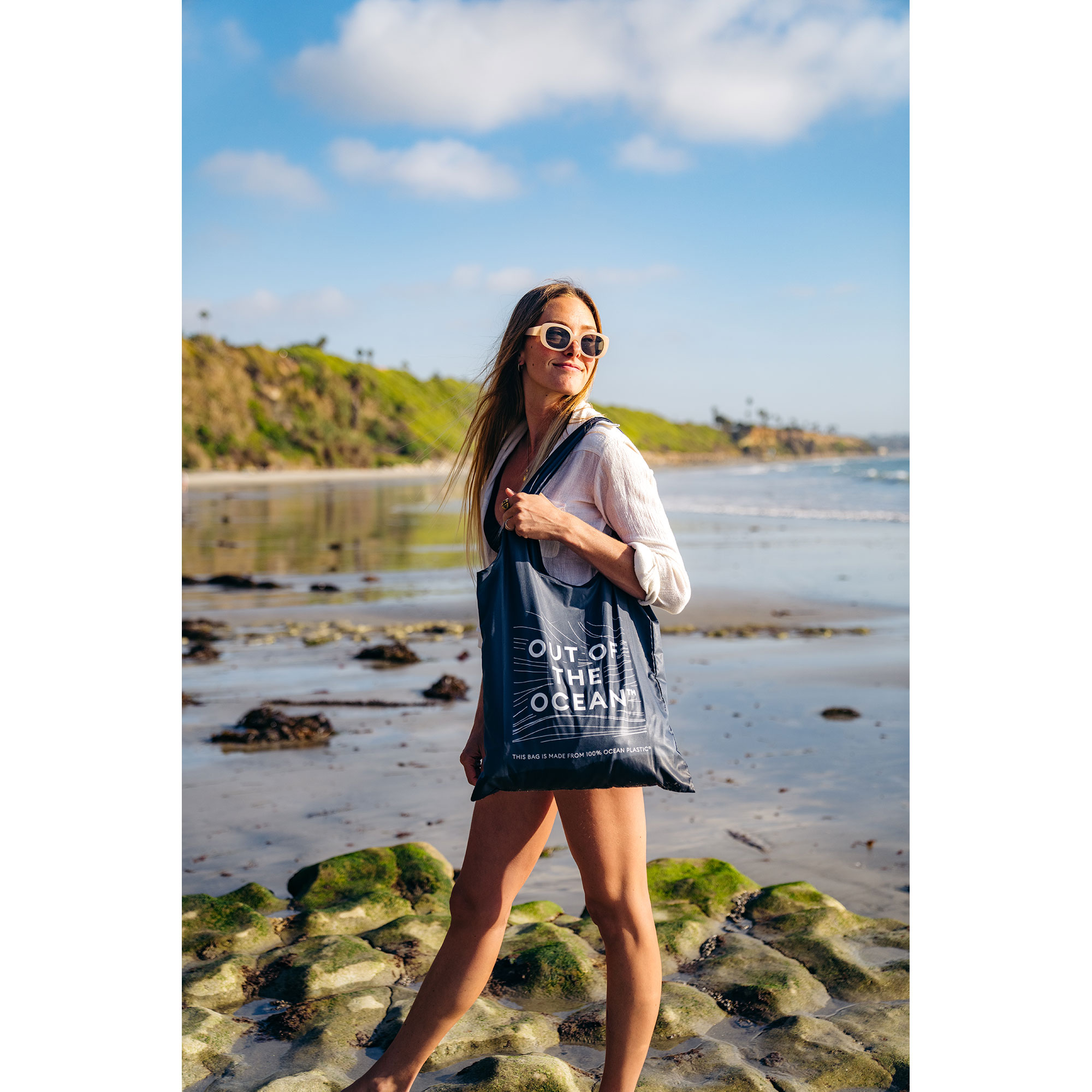 Picture of Out of the Ocean Pocket Tote - Black