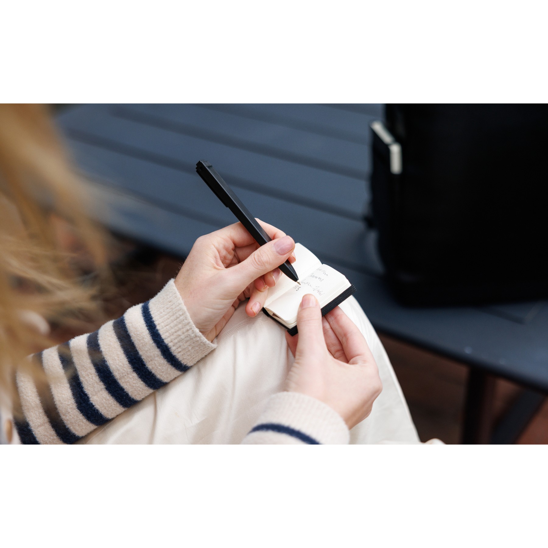 Picture of Moleskine Classic Backpack and Mini Notebook Charm Set - Black