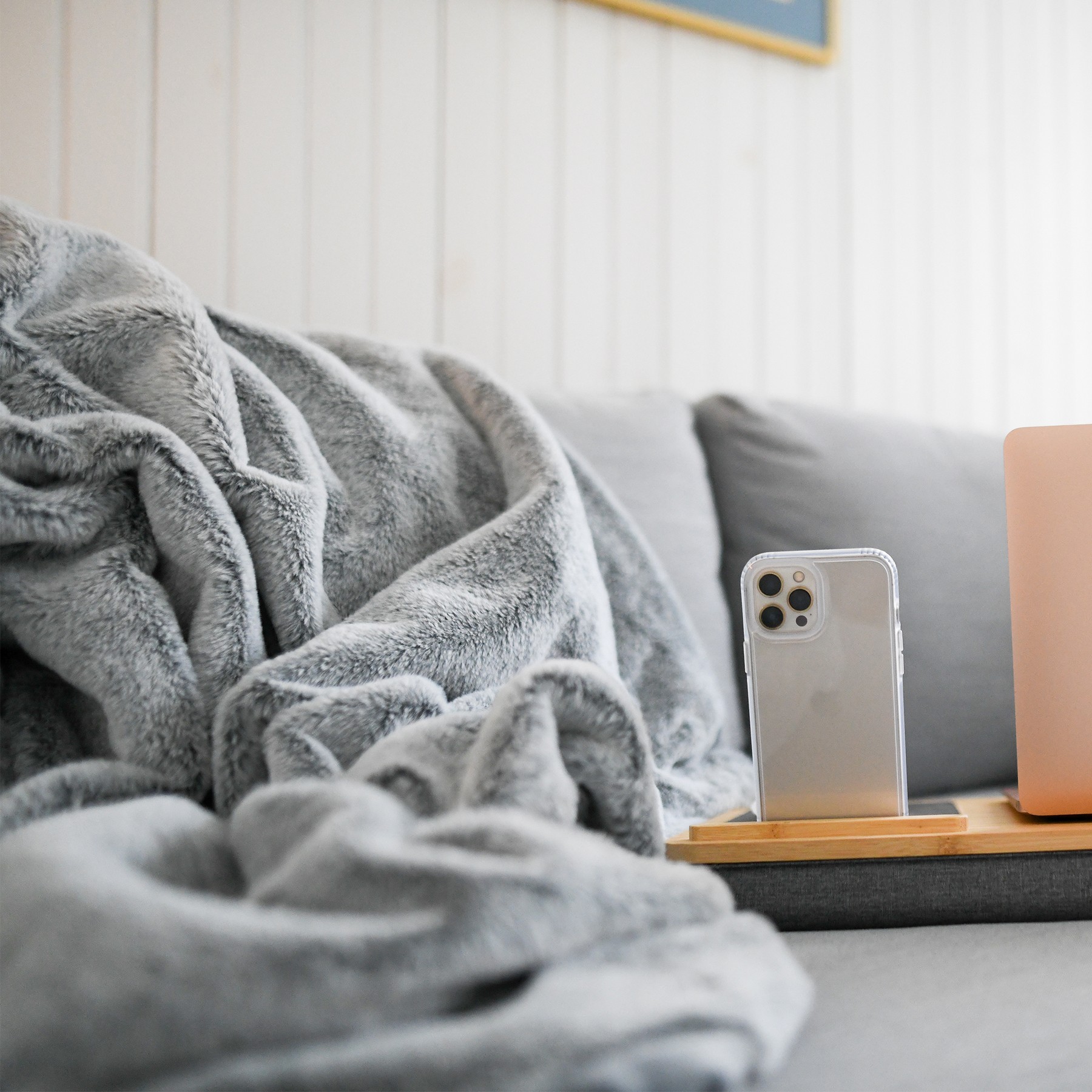 Picture of Luxe Faux Fur Throw Blanket - Grey