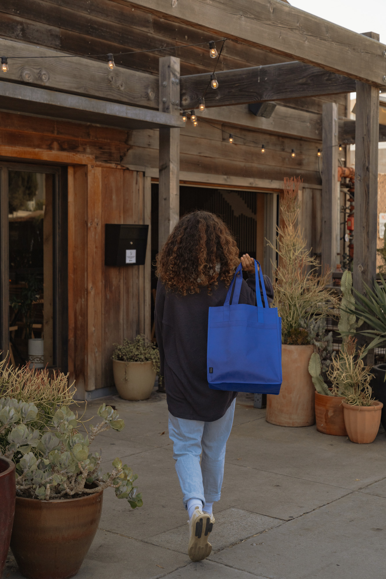 Picture of Arlo Recycled rPET Deluxe Shopper - Royal Blue