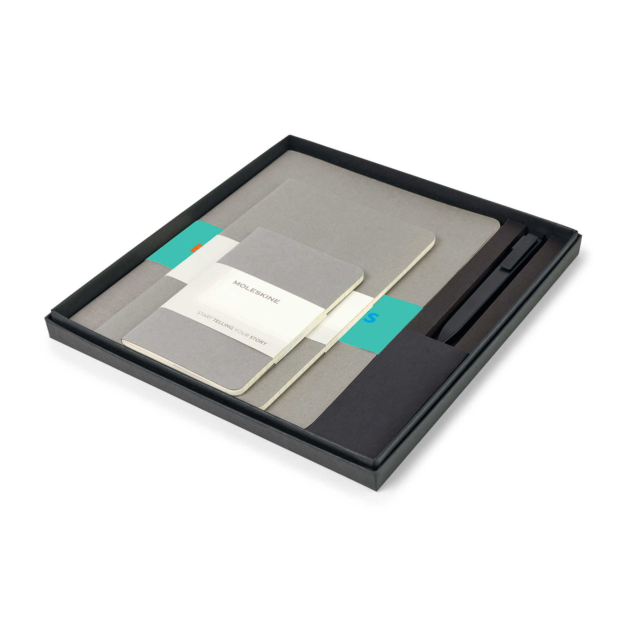 Picture of Moleskine Assorted Cahier and GO Pen Gift Set - Pebble Grey