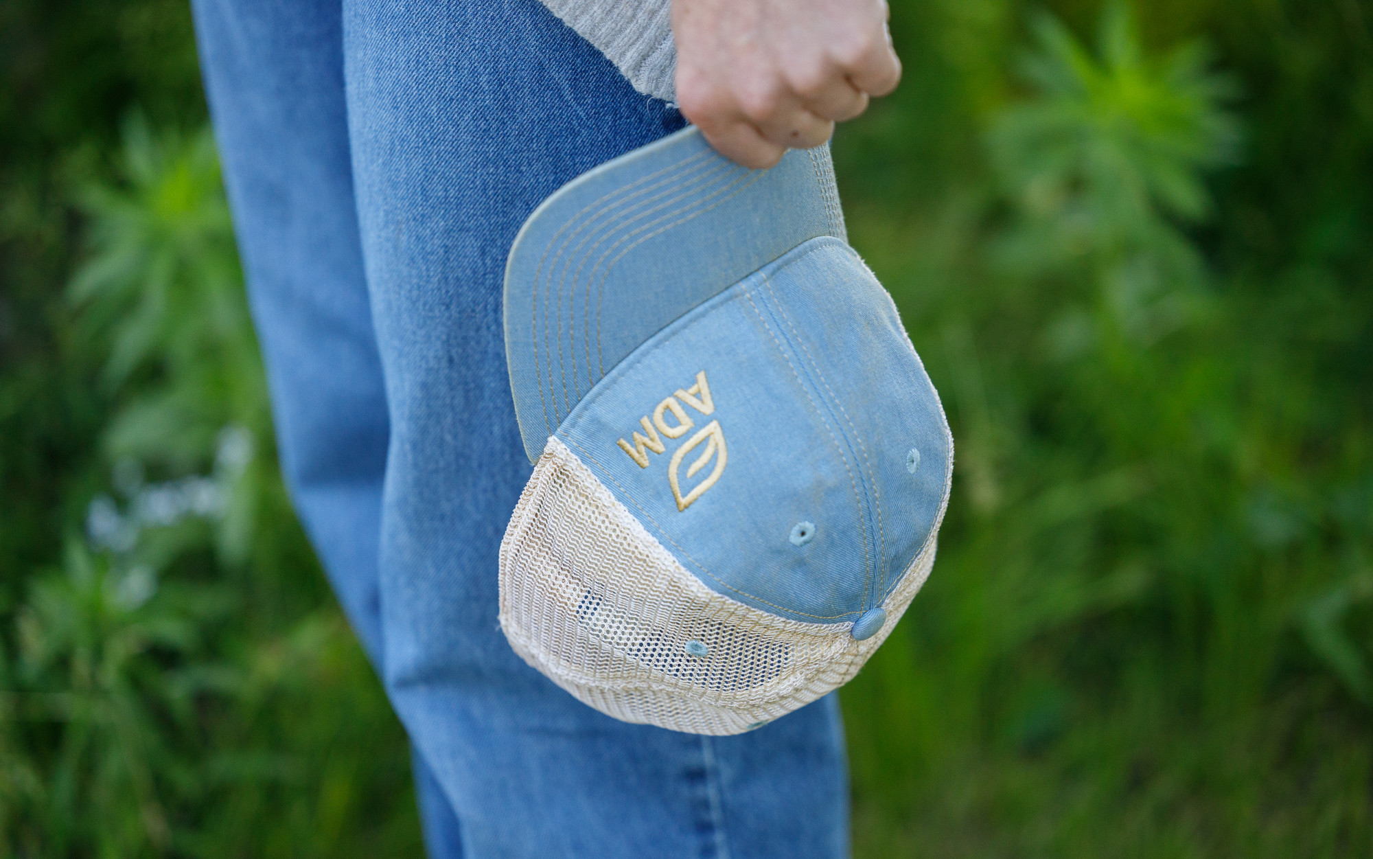 Picture of Merrimack Hat Co. Austin Vintage Trucker - Sky Blue-Tan