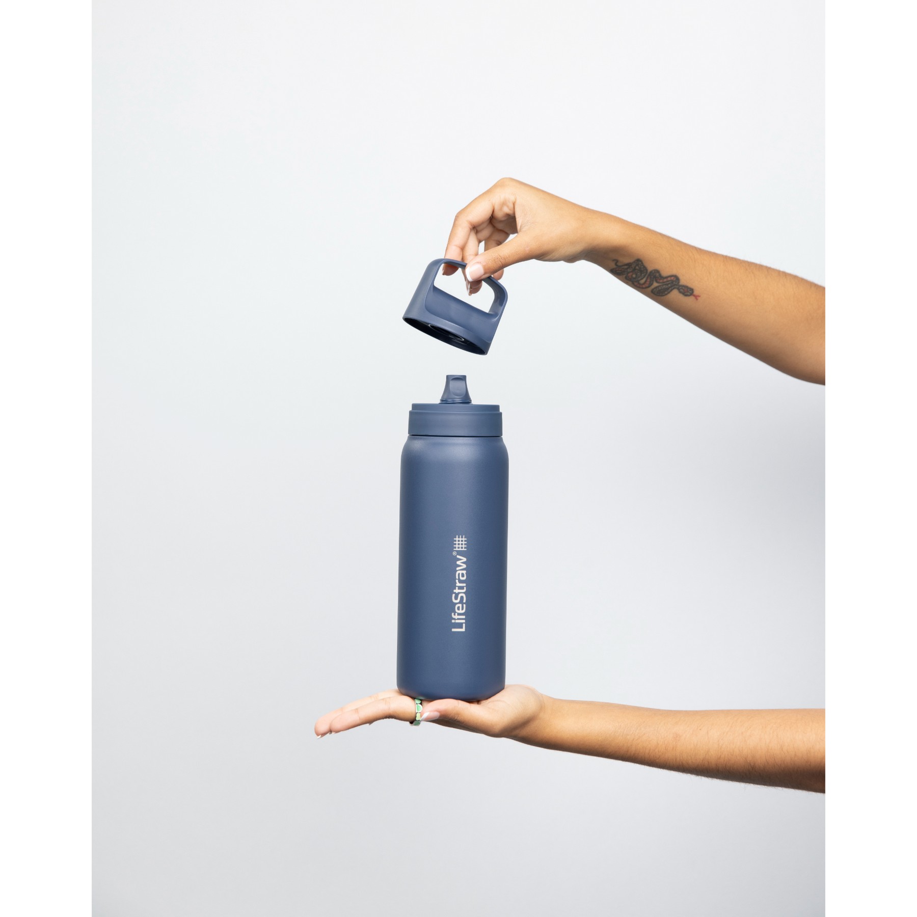 Picture of LifeStraw Go Series Bottle - 24 Oz (Stainless) - Aegean