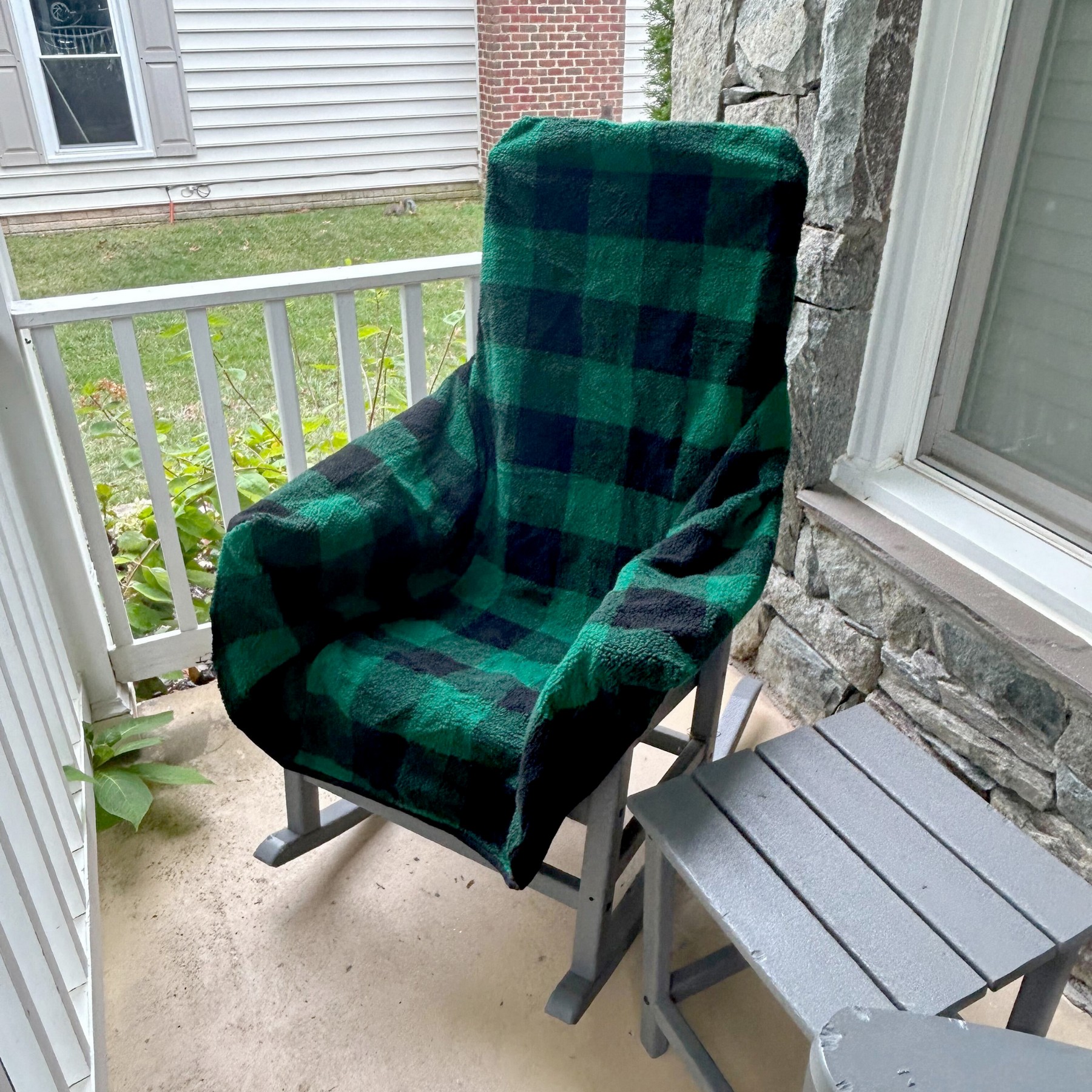 Picture of City Bonfires The Chair Blanket - Green Plaid