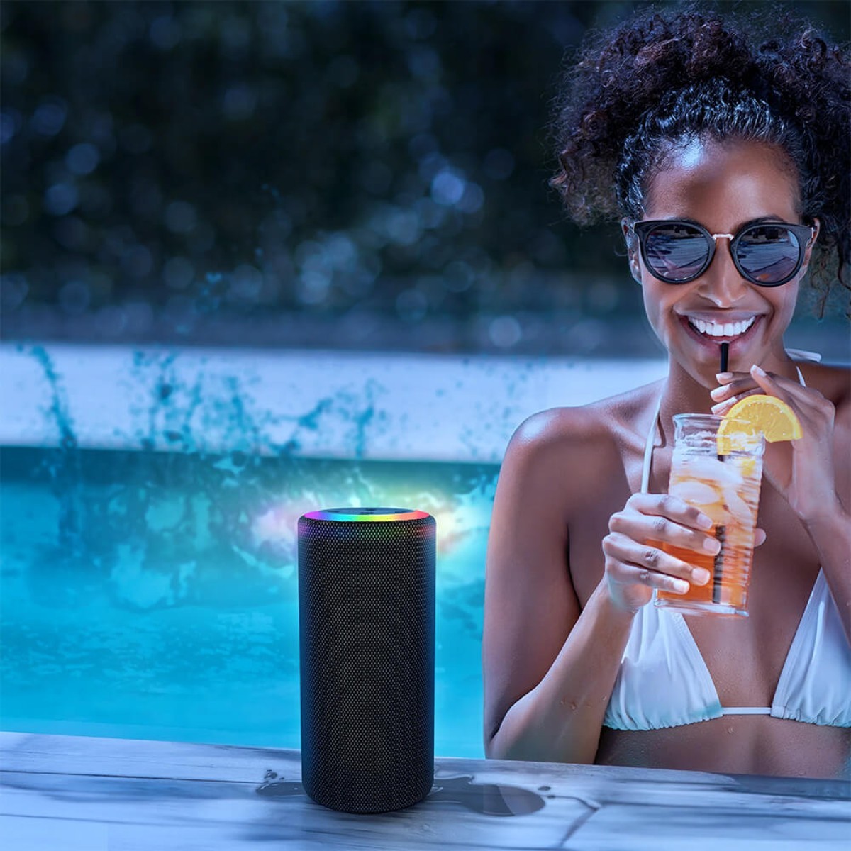 Picture of HyperGear Halo XL Waterproof LED Wireless Speaker