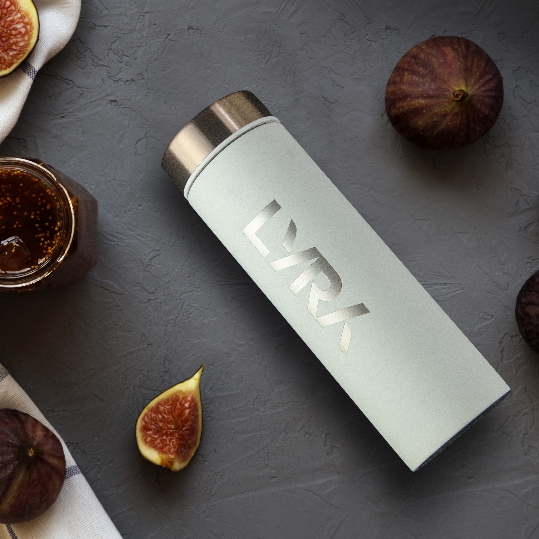 Picture of 17 oz Asobu Le Baton Travel Bottle
