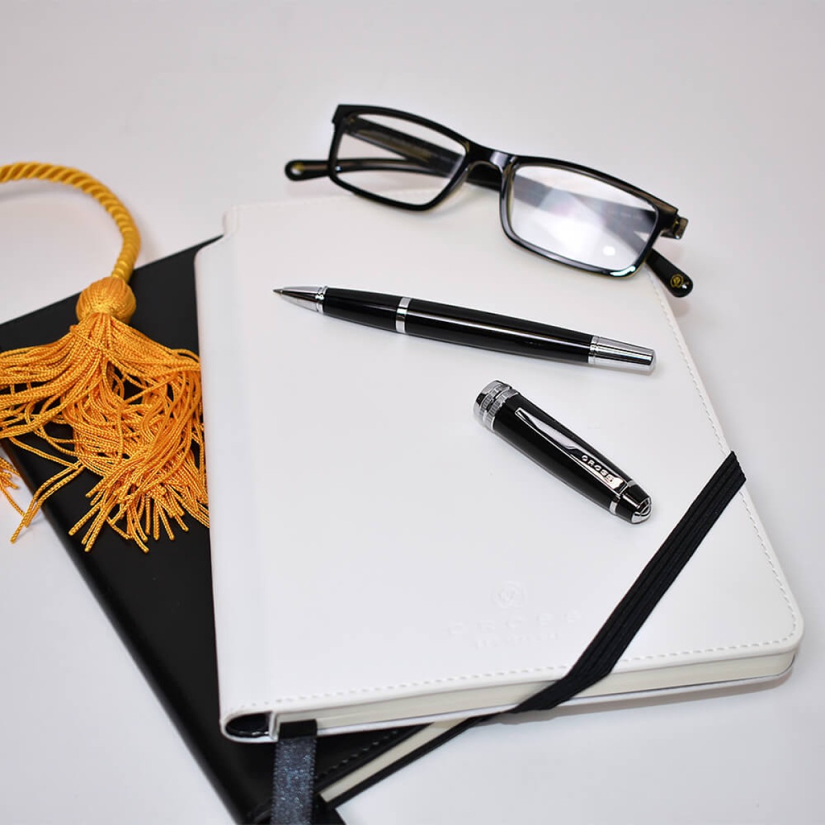 Picture of Cross Bailey Laquer Rollerball Pen