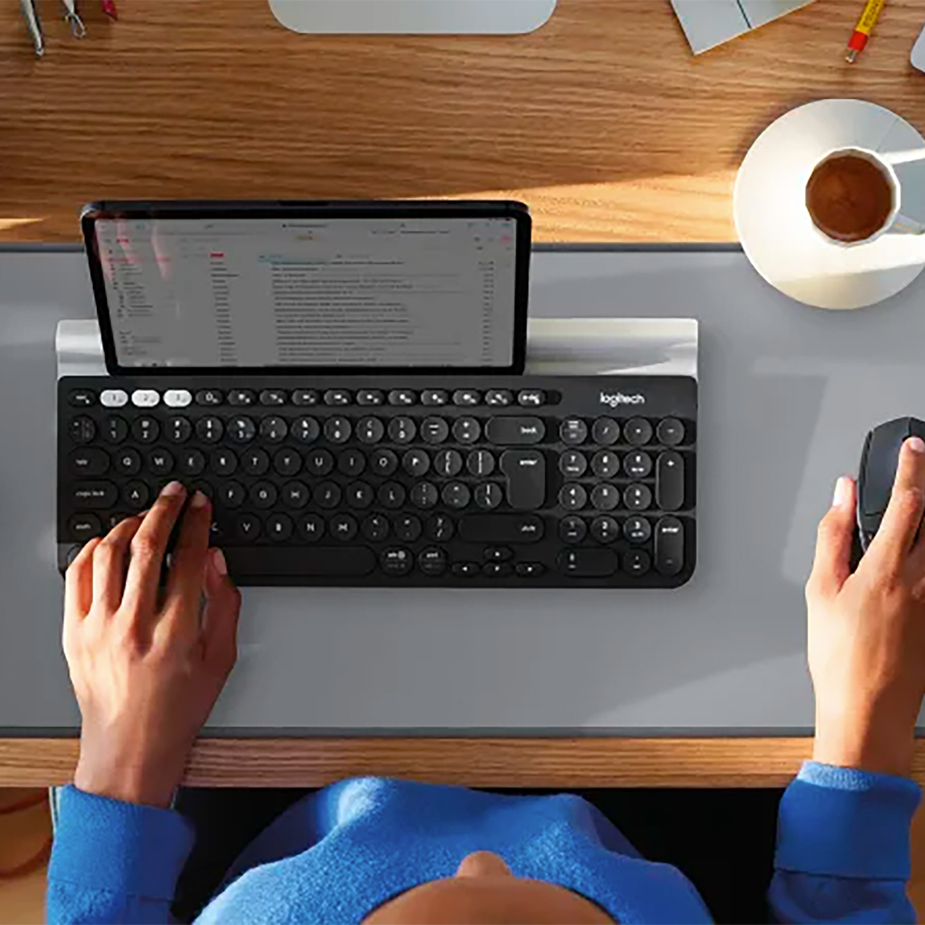 Picture of Logitech K780 Multi-Device Wireless Keyboard