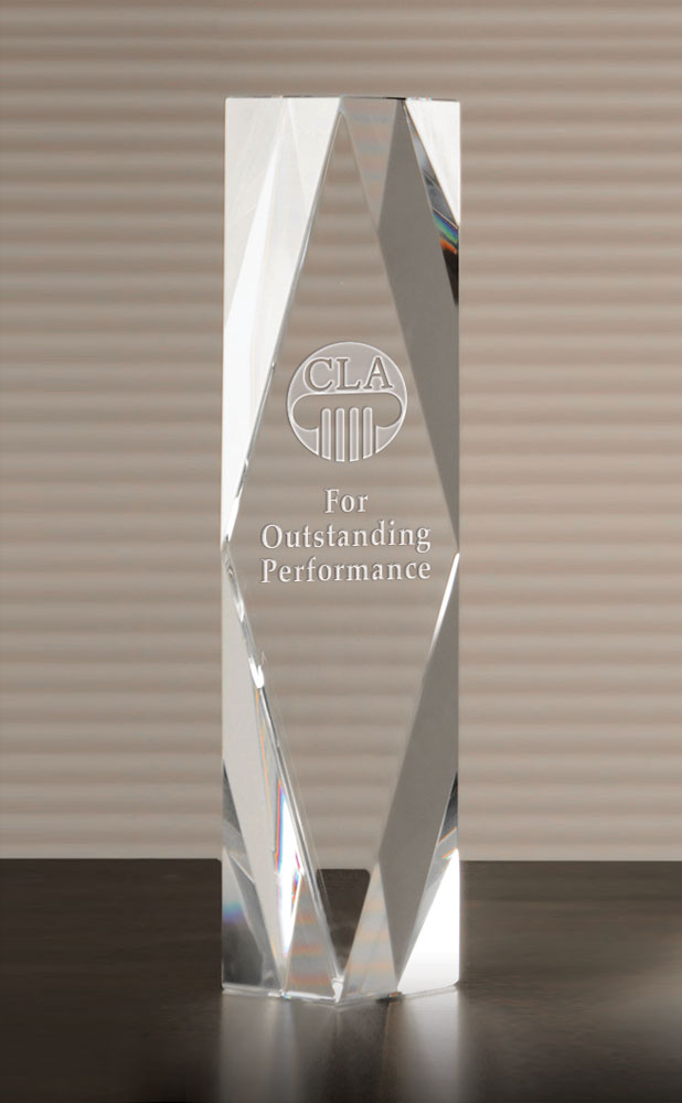 Picture of Medium Chairman's Tower Optical Crystal Award