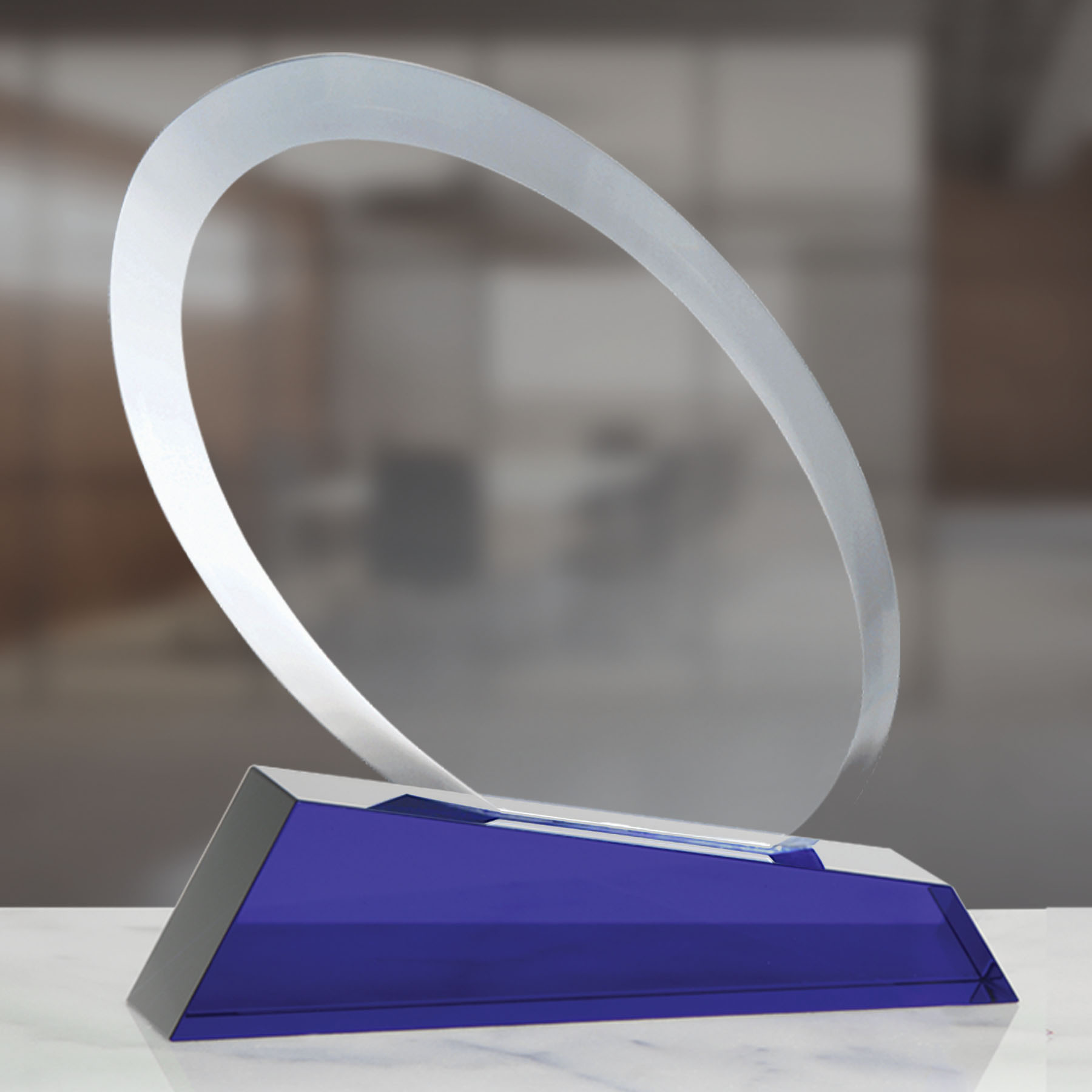 Picture of Large Parabola Optical Crystal Award