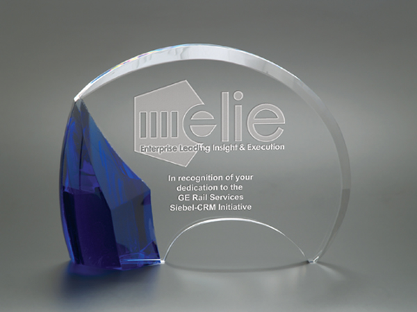 Picture of Small Carlisle Optical Crystal Award