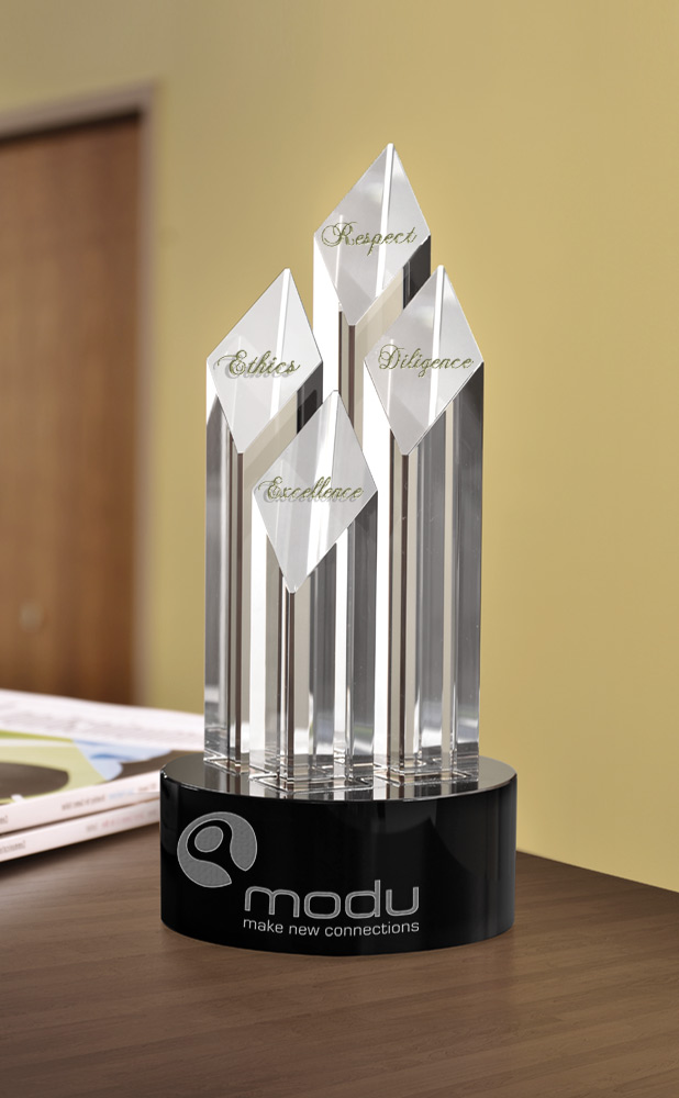 Picture of Small Majestic Diamond Tower Optical Crystal Award