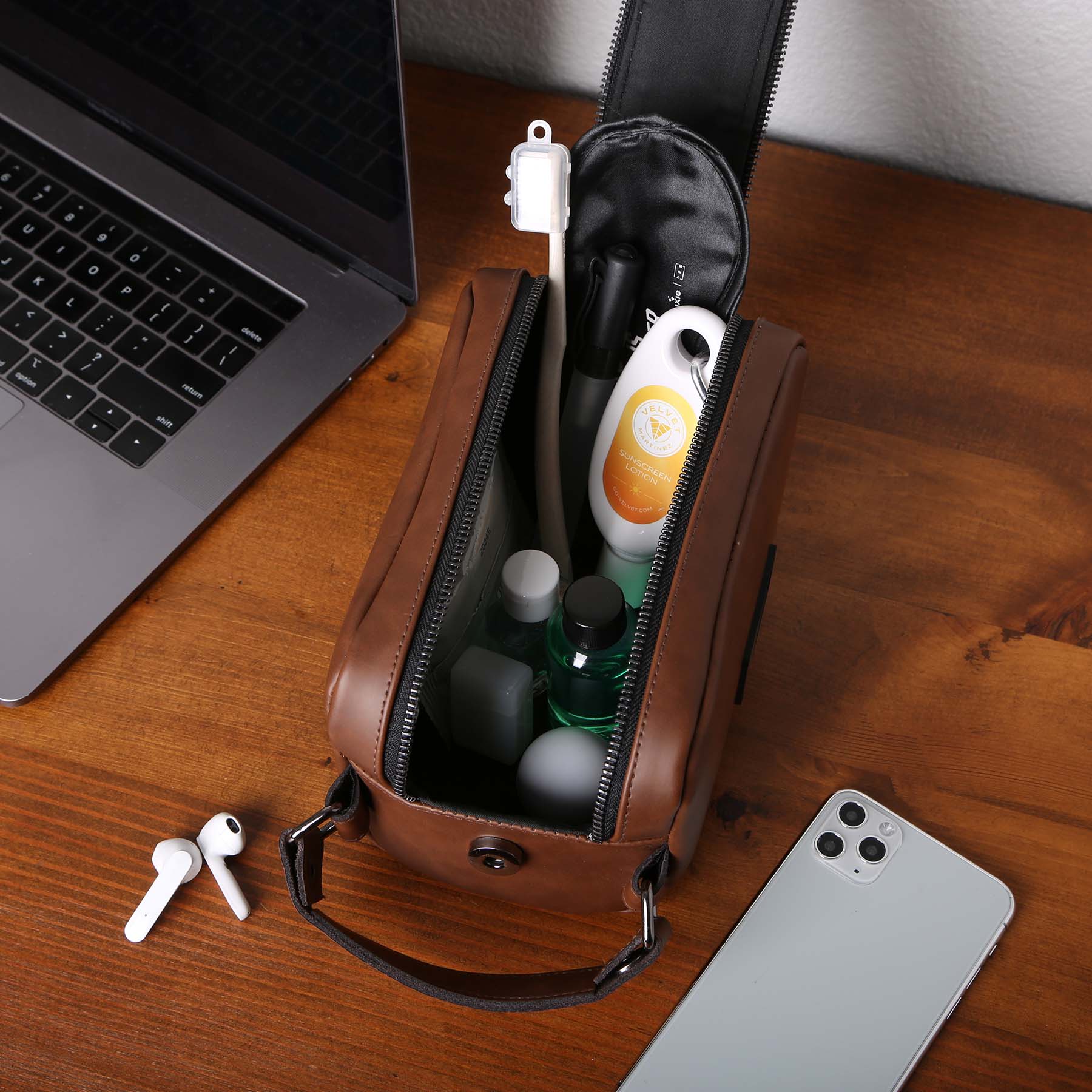 Picture of Del Mar Dopp Kit