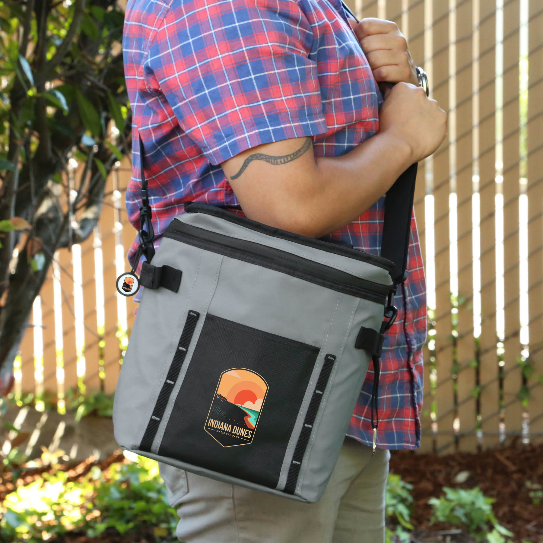 Picture of 12 Can Glacier Peak Insulated Cooler Bag