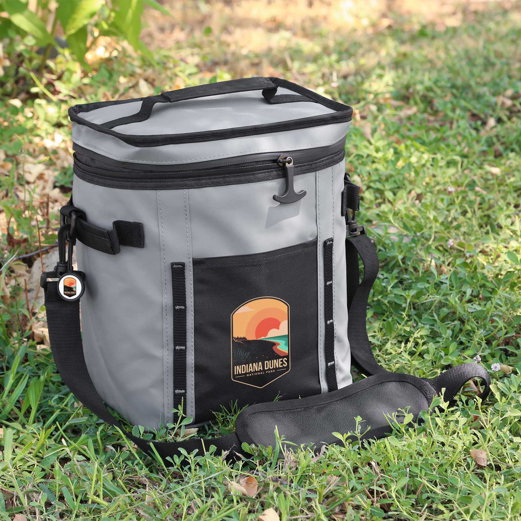 Picture of 12 Can Glacier Peak Insulated Cooler Bag