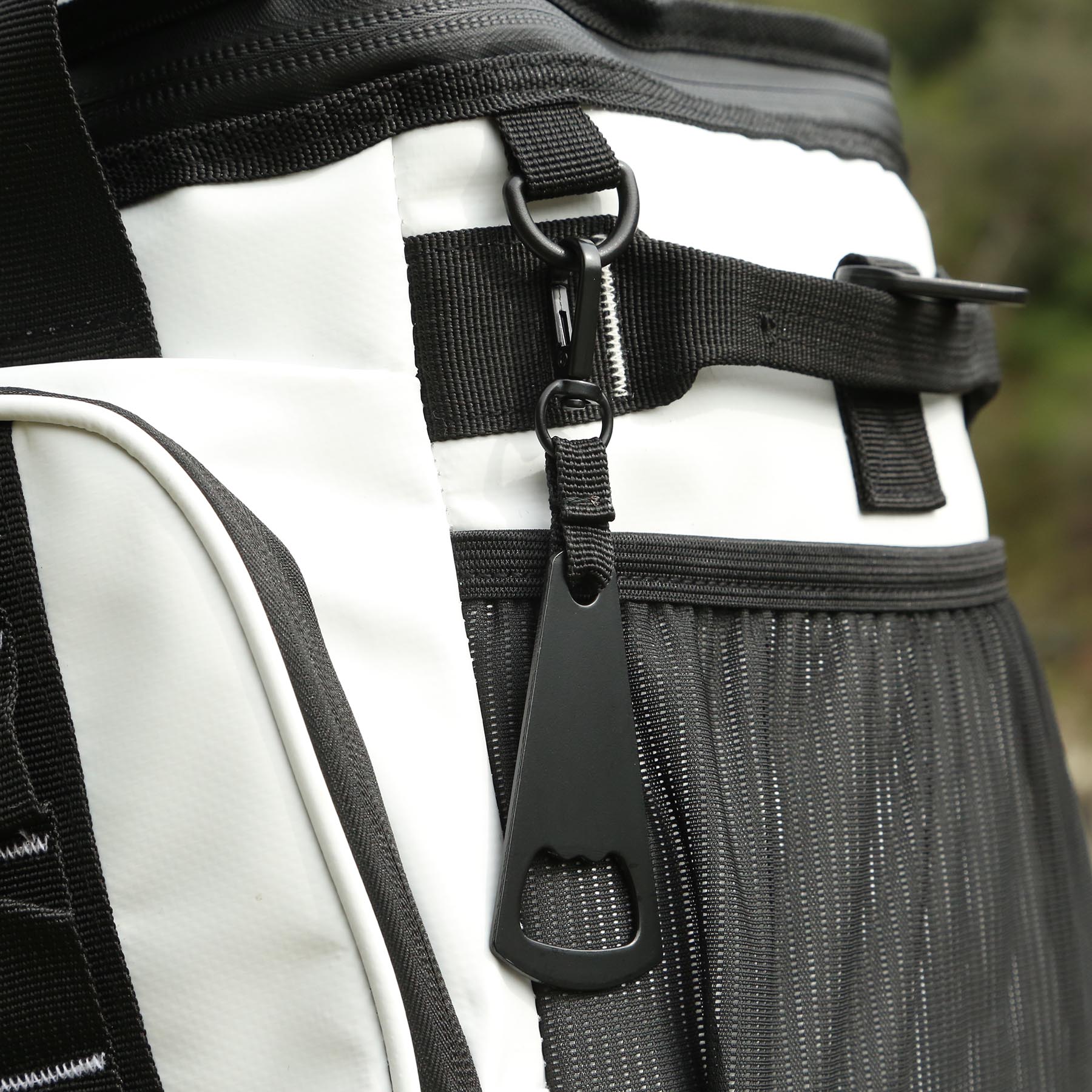 Picture of Chillamanjaro™ 18 Can Altitune Cooler Bag