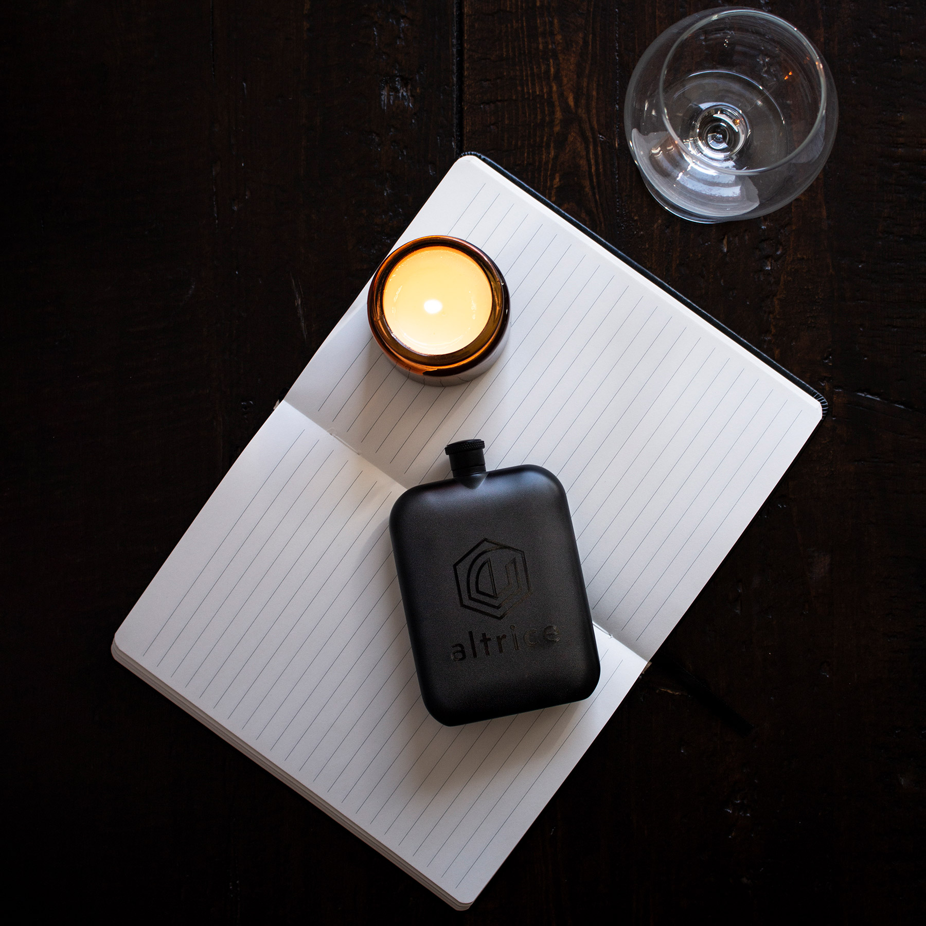 Picture of Signature Collection Luxe Flask