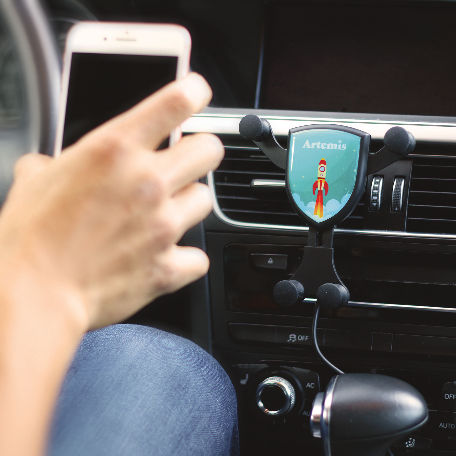 Picture of Gravitis Wireless Car Charger