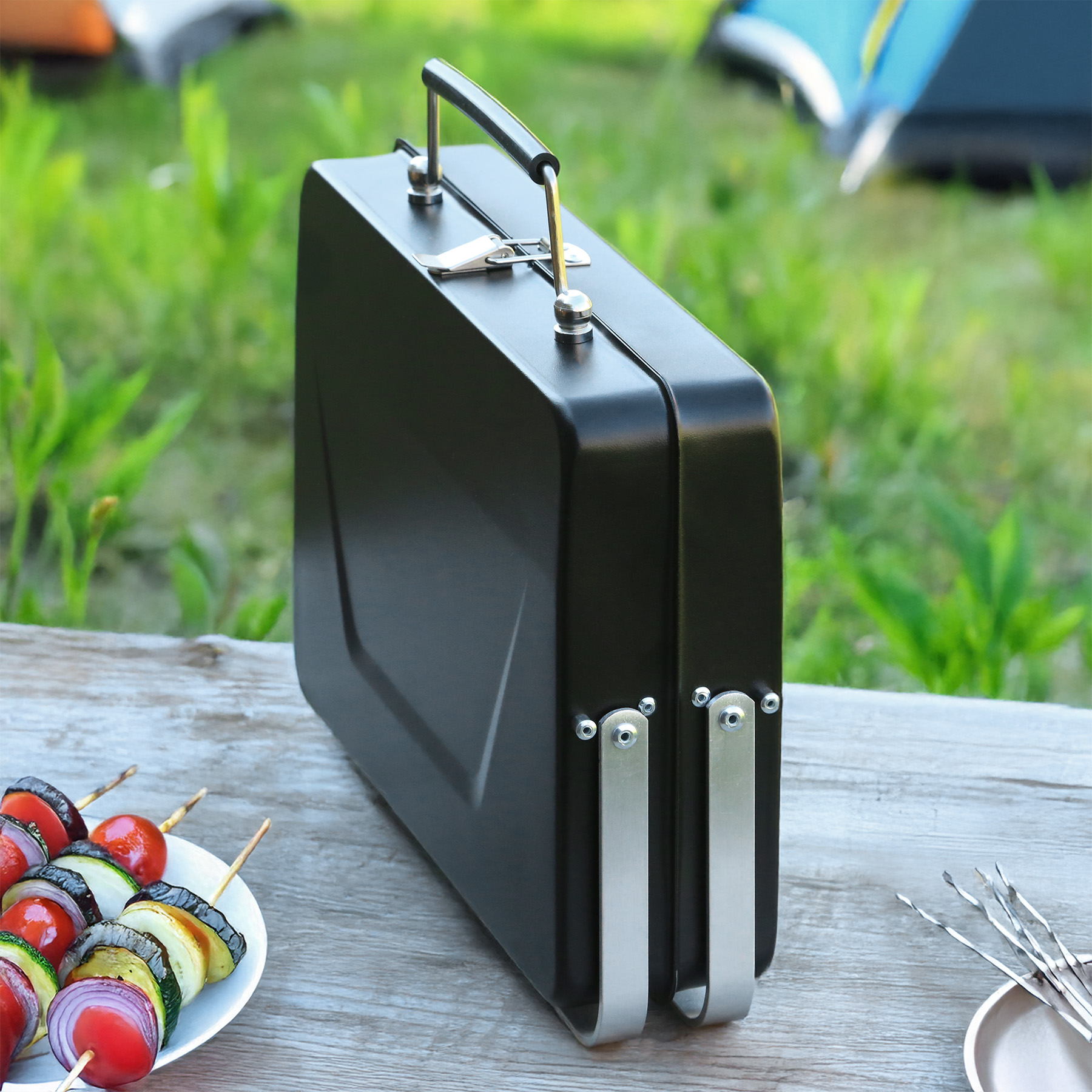 Picture of Grillfriend Portable Charcoal Grill