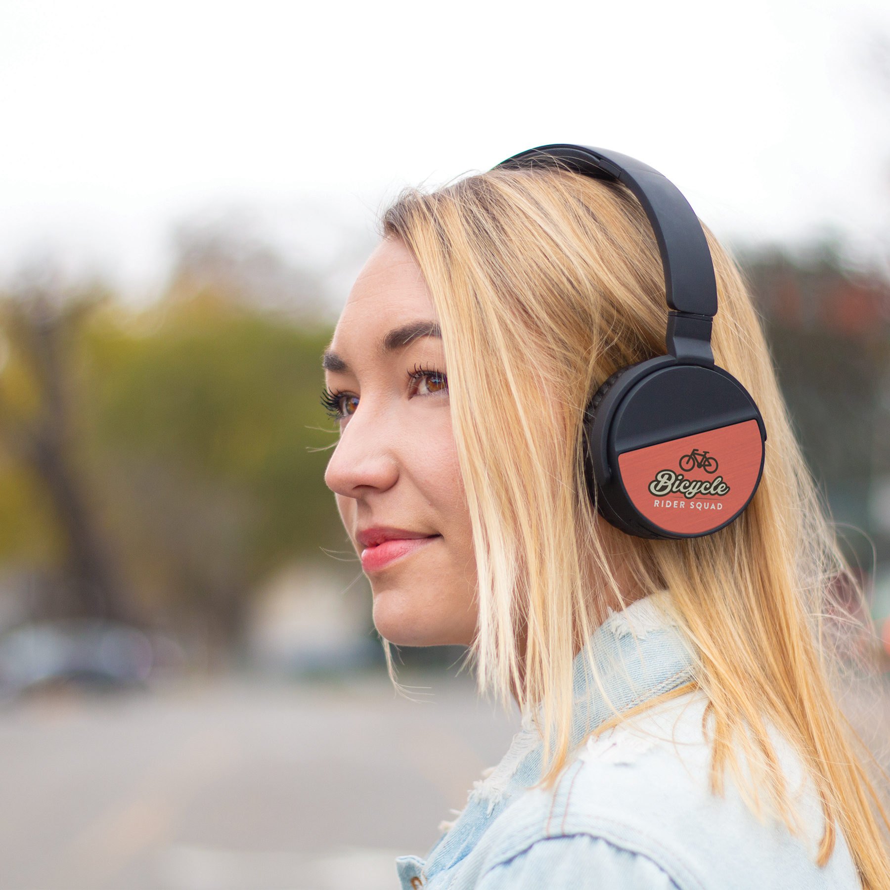 Picture of Lunatune Wireless Headphones