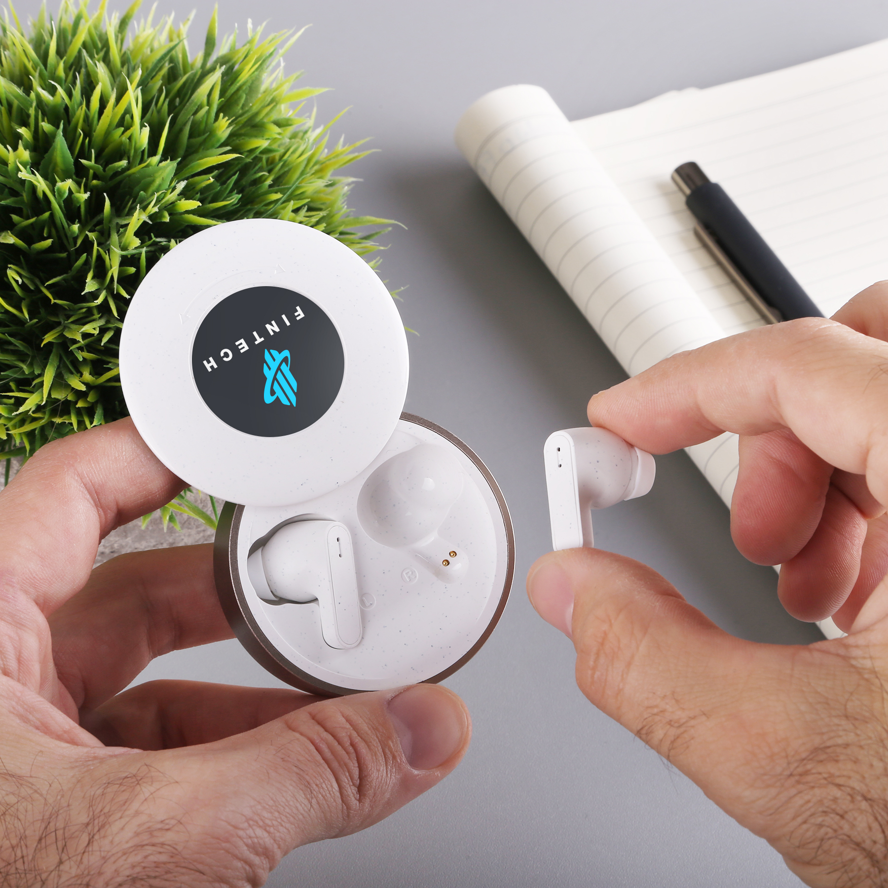 Picture of Chromeo Wireless Earbuds And Wireless Charger