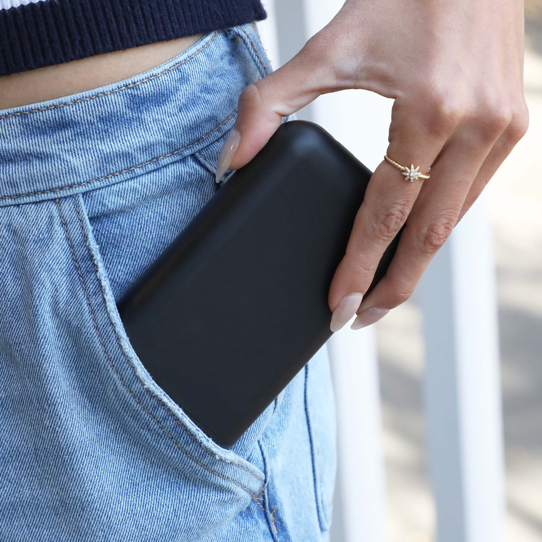 Picture of Juicy Jams Power Bank & Earbuds