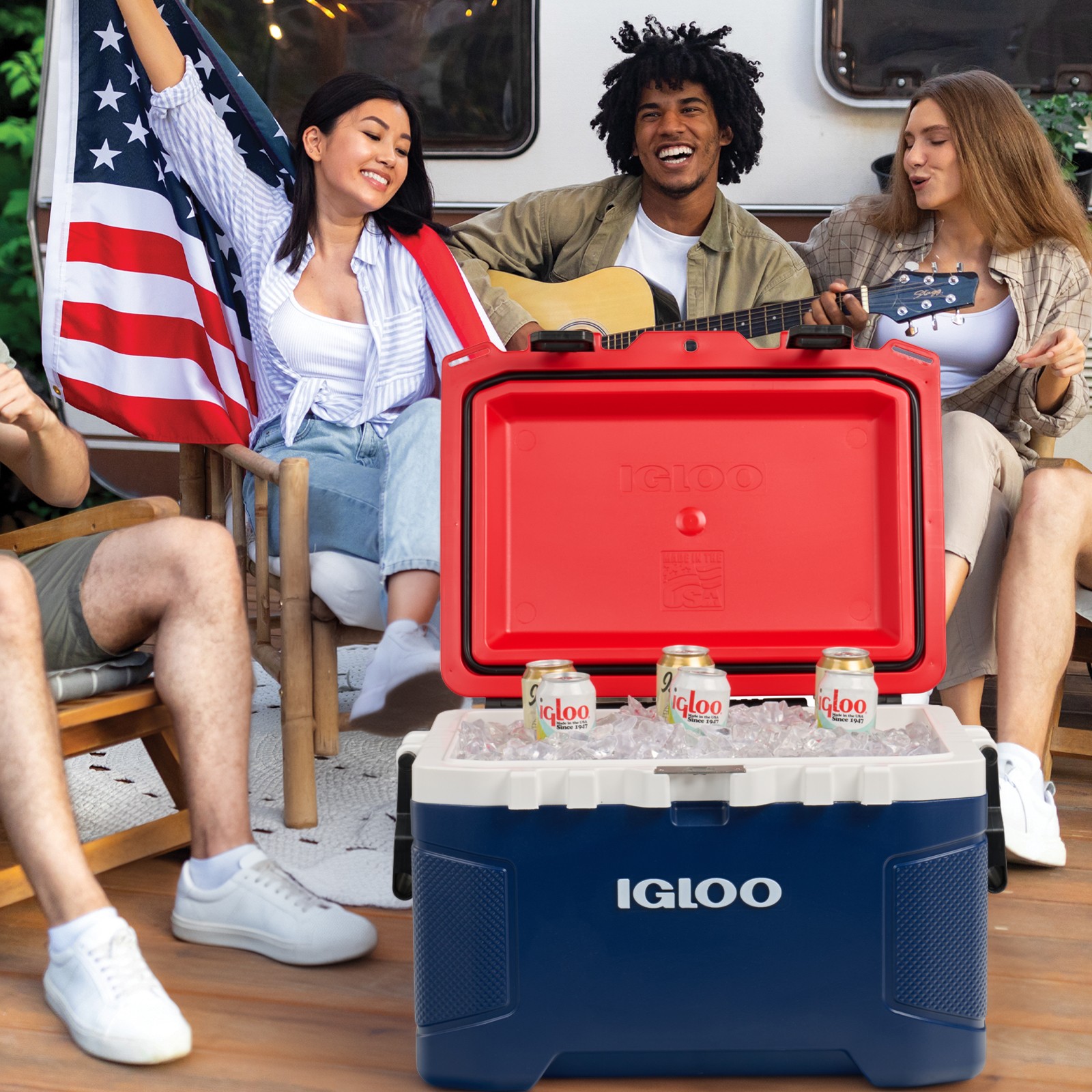 Picture of Igloo Trailmate® Americana 52 Qt Roller Cooler