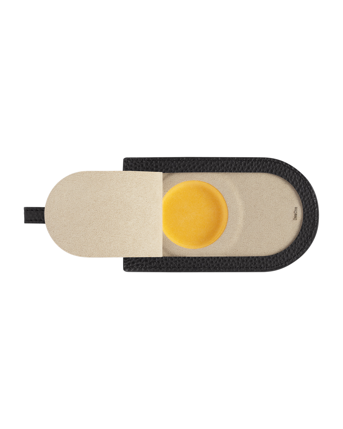 Picture of Pebble Grain AirTag Luggage Tag.