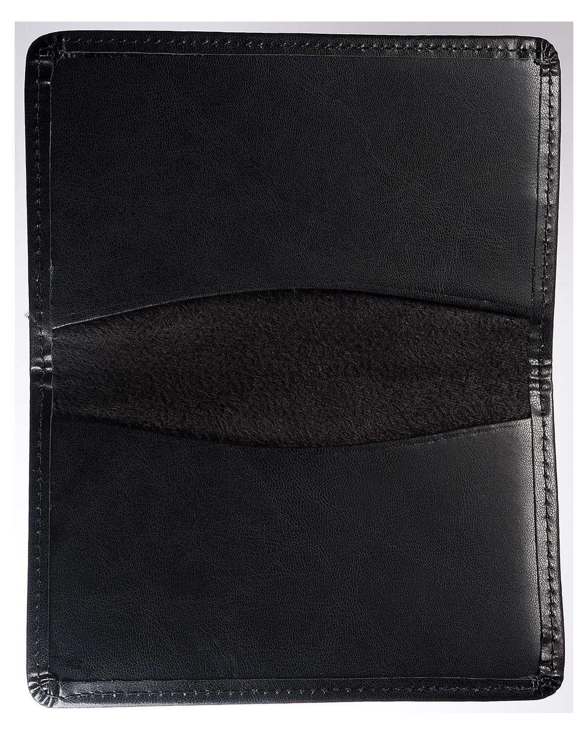Picture of Alpine Card Case (Cowhide).