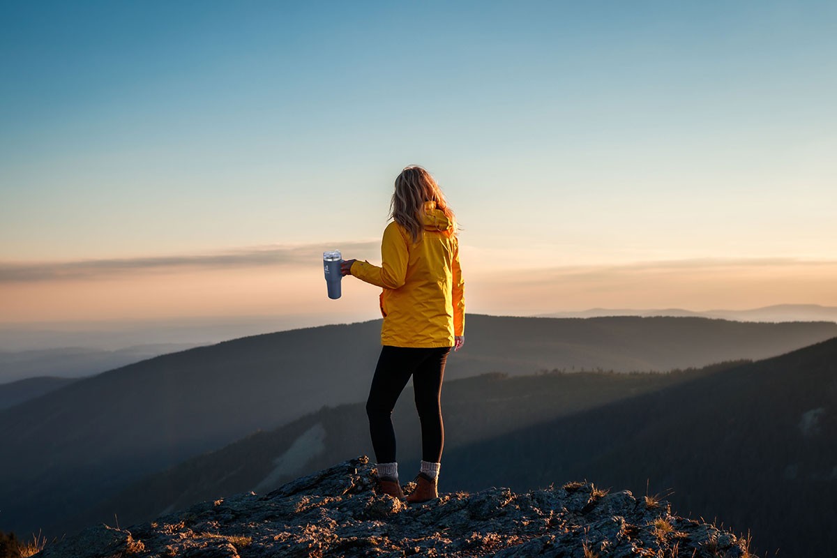 Picture of 40 oz Urban Peak Apex Ridge Vacuum Travel Mug