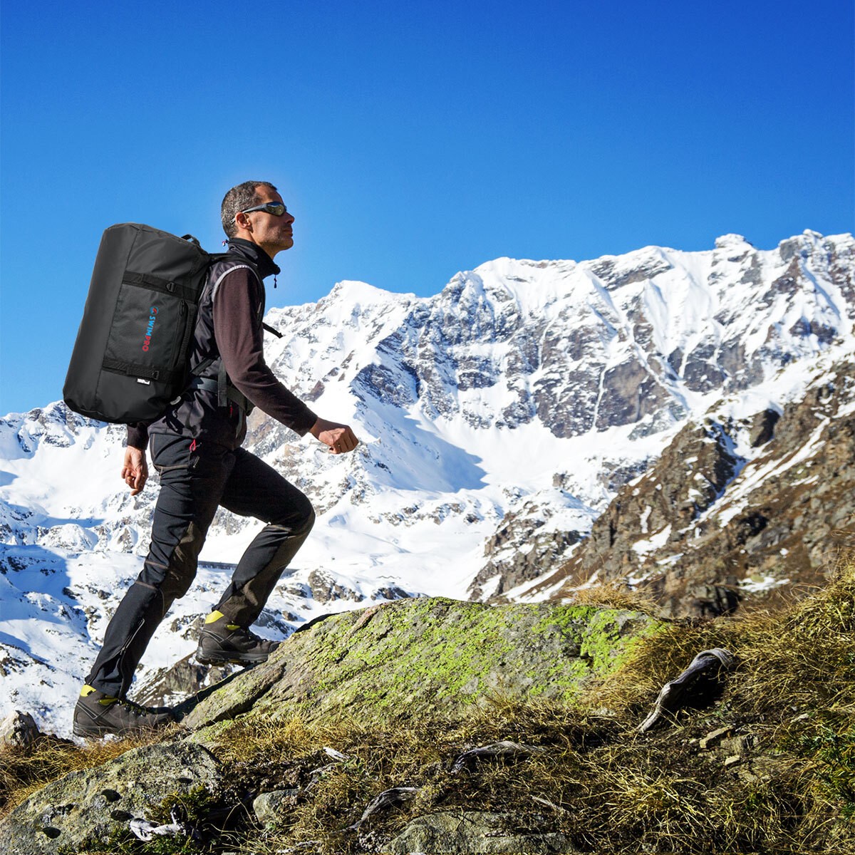 Picture of Urban Peak 46L Waterproof Backpack/Duffel Bag