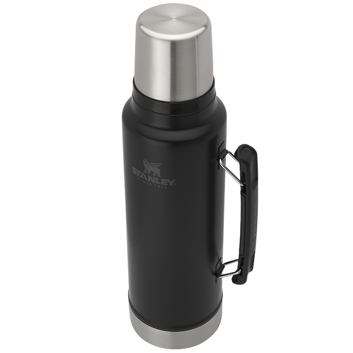 Picture of Stanley 1.5 qt Classic Vacuum Insulated Bottle