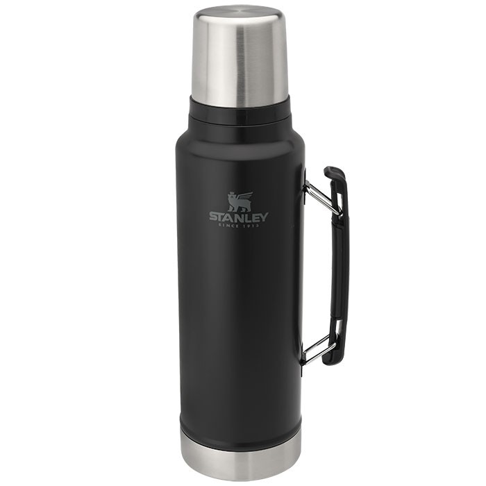 Picture of Stanley 1.5 qt Classic Vacuum Insulated Bottle