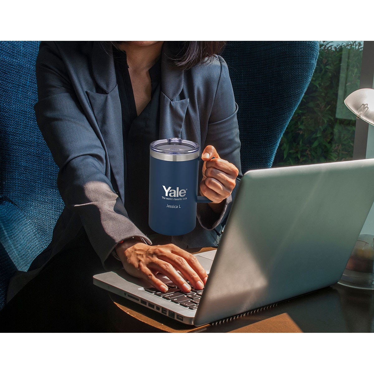 Picture of 18 oz Urban Peak Elevate Vacuum Camp Mug