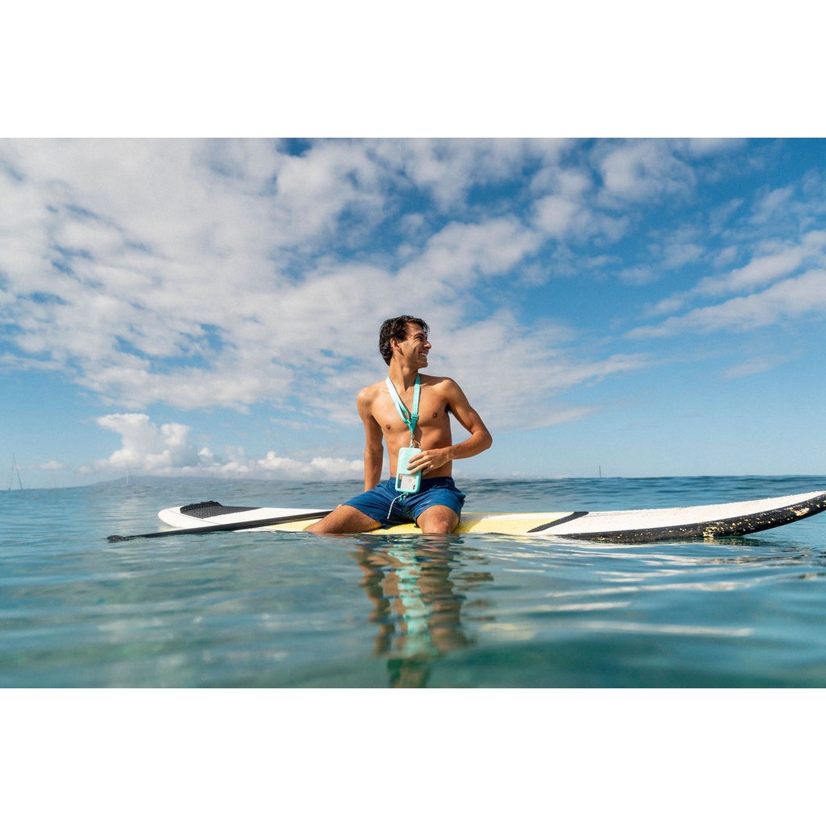 Picture of booe Waterproof Phone Case