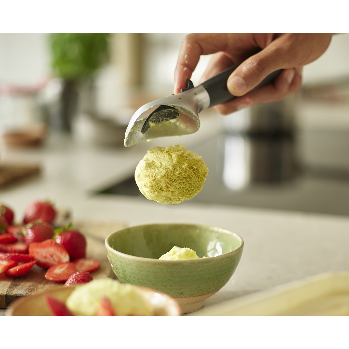 Picture of Joseph Joseph Elevate Gray Ice-cream Scoop
