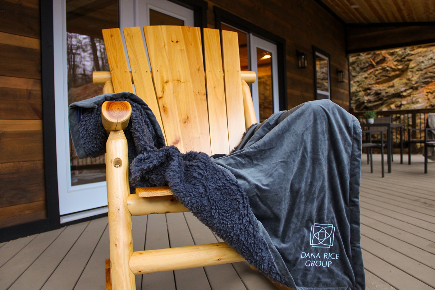 Picture of Rural Llama Throw