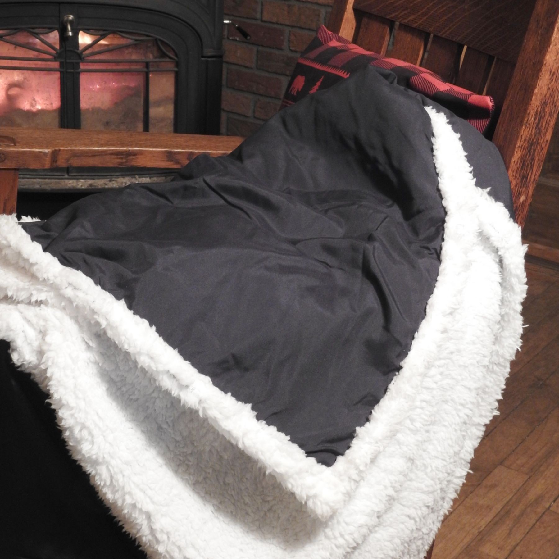 Picture of 100% Recycled Pet Sherpa Blanket