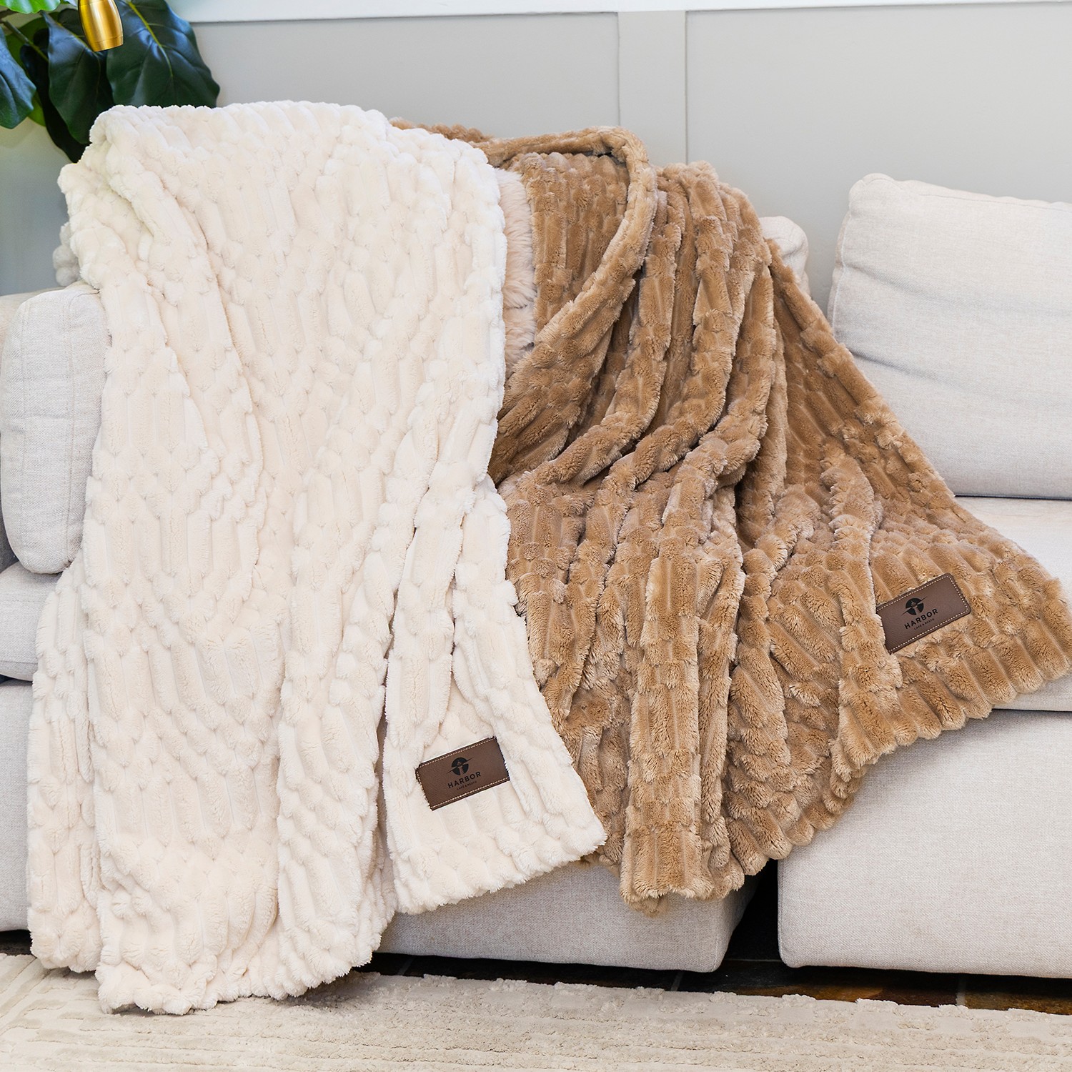 Picture of Textured Microfleece Blanket