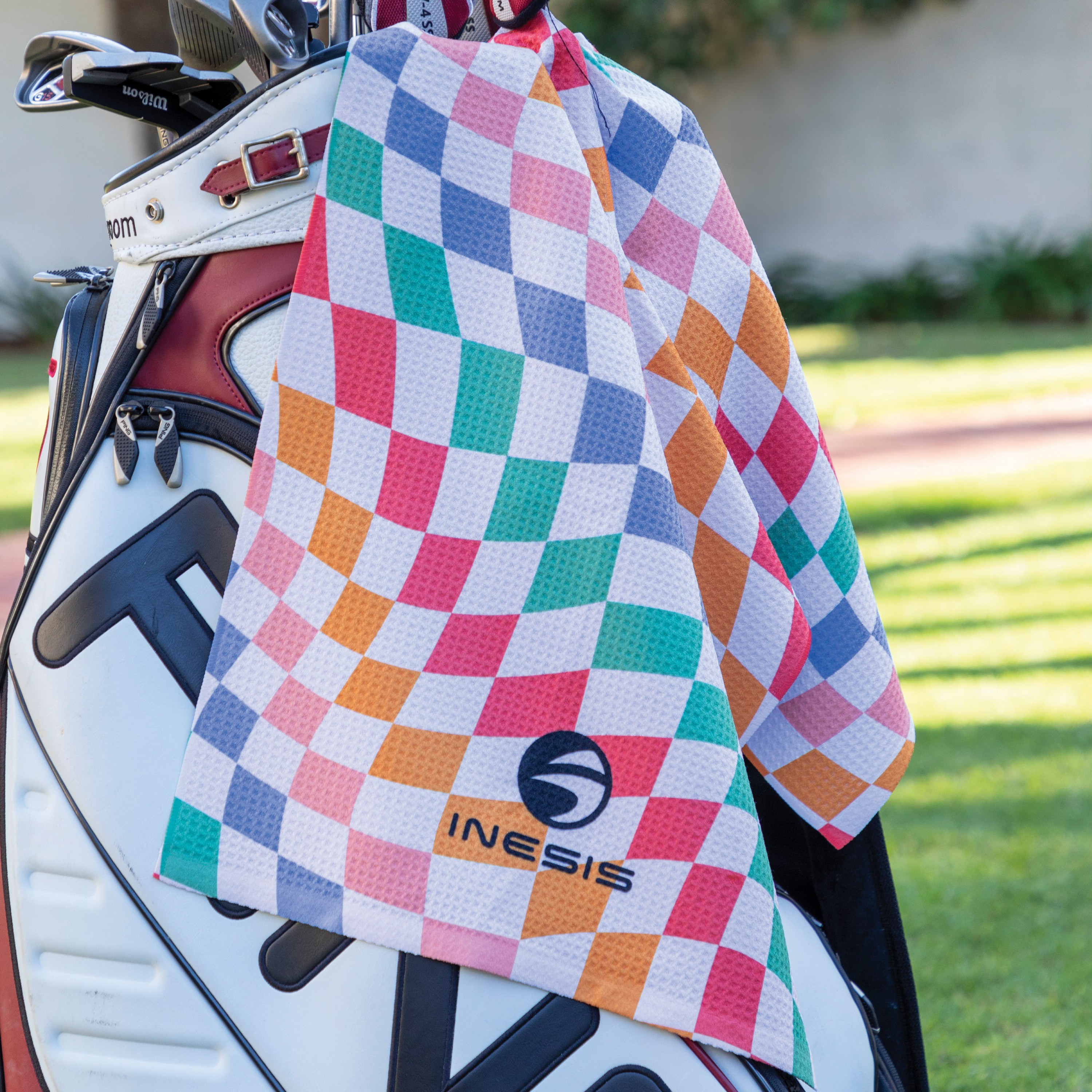Picture of Drape Easy Golf Towel