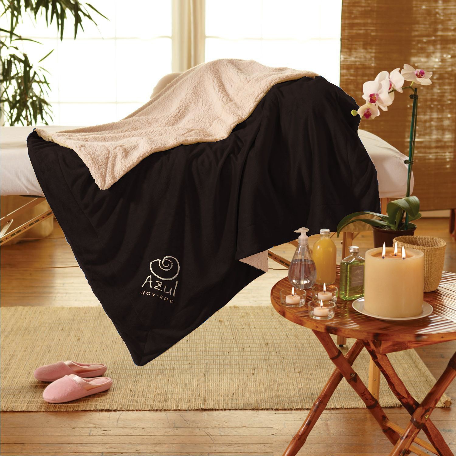 Picture of Micro Mink Sherpa Blanket