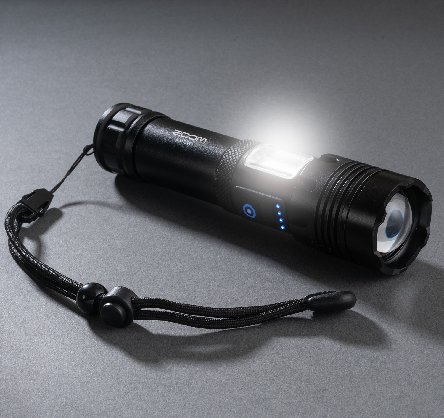 Picture of Rechargeable 15 Watt Multifunction Flashlight