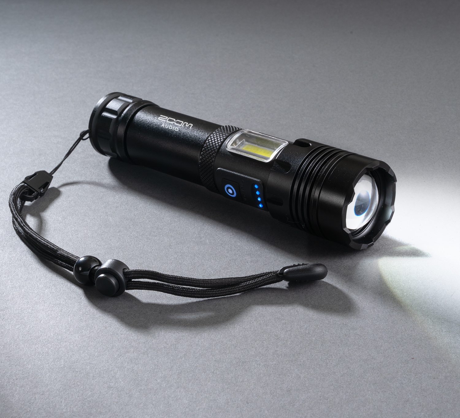 Picture of Rechargeable 15 Watt Multifunction Flashlight
