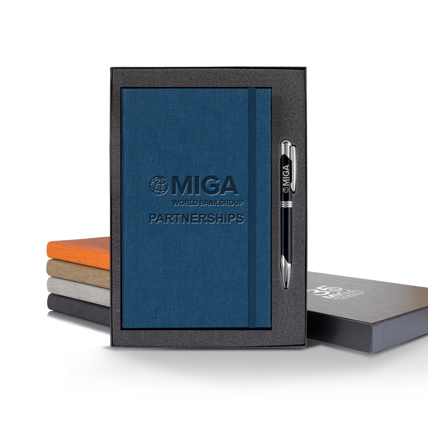 Picture of Castelli Linen Banded Medio Lined White Page Journal Gift Set