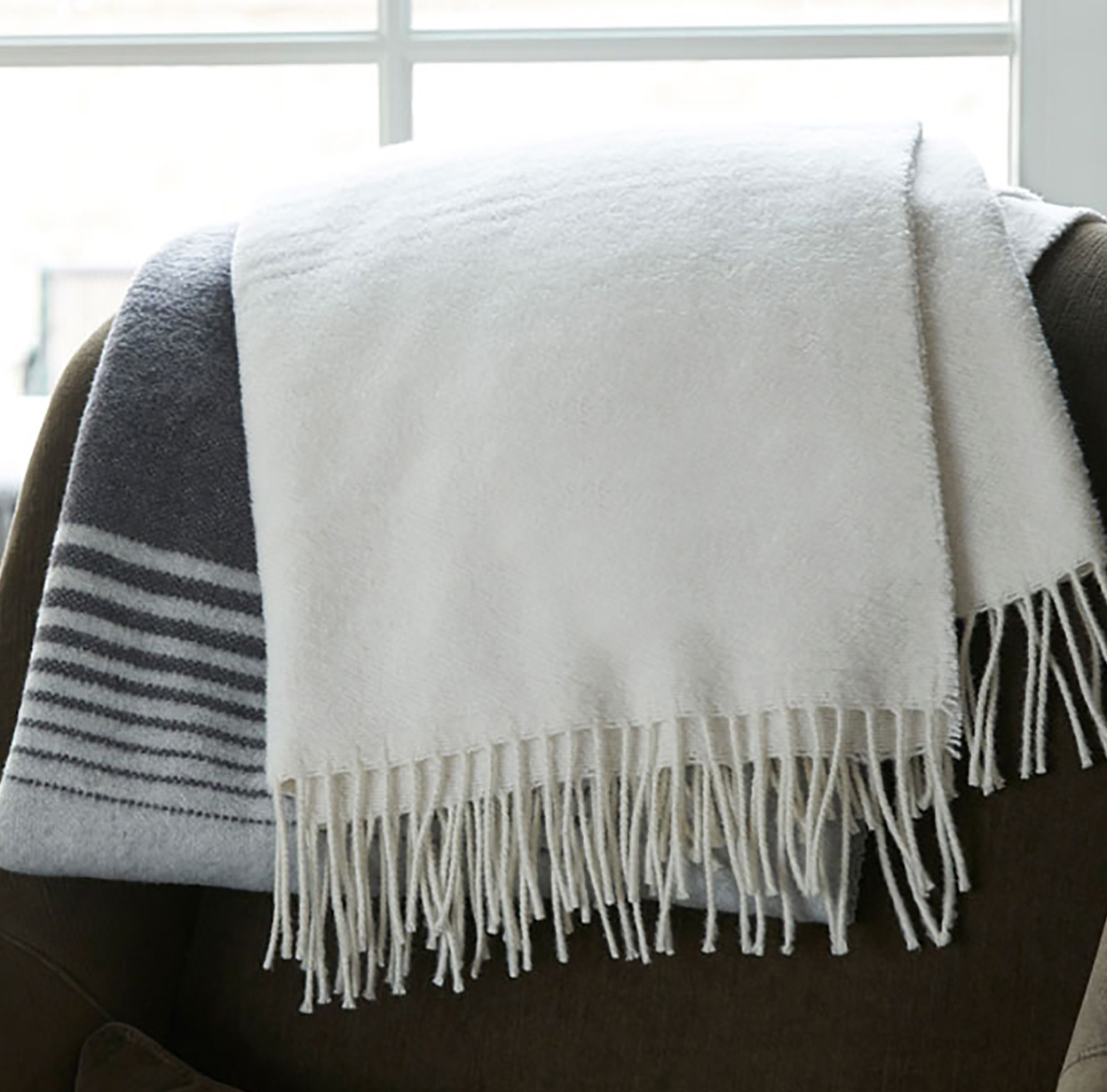 Picture of Capri Throw