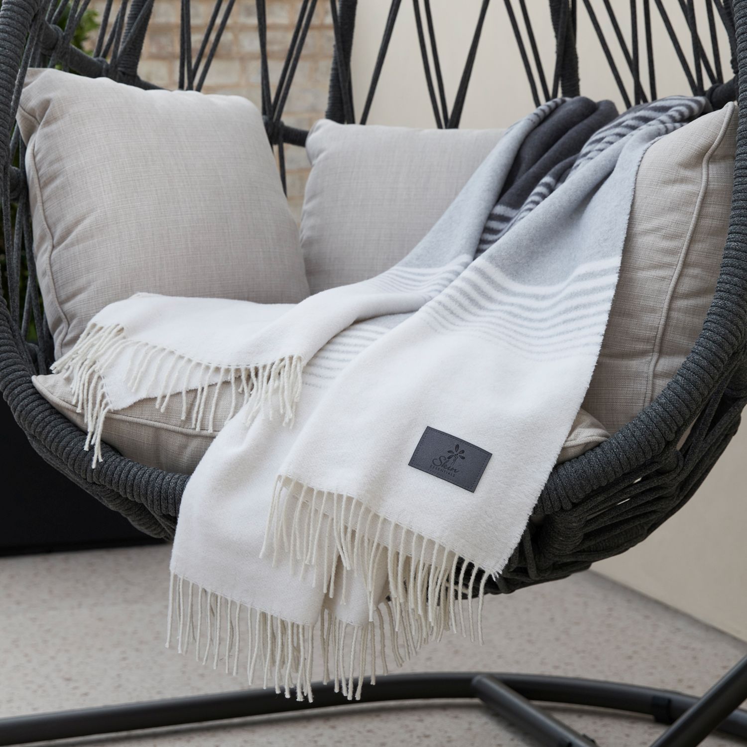 Picture of Capri Throw