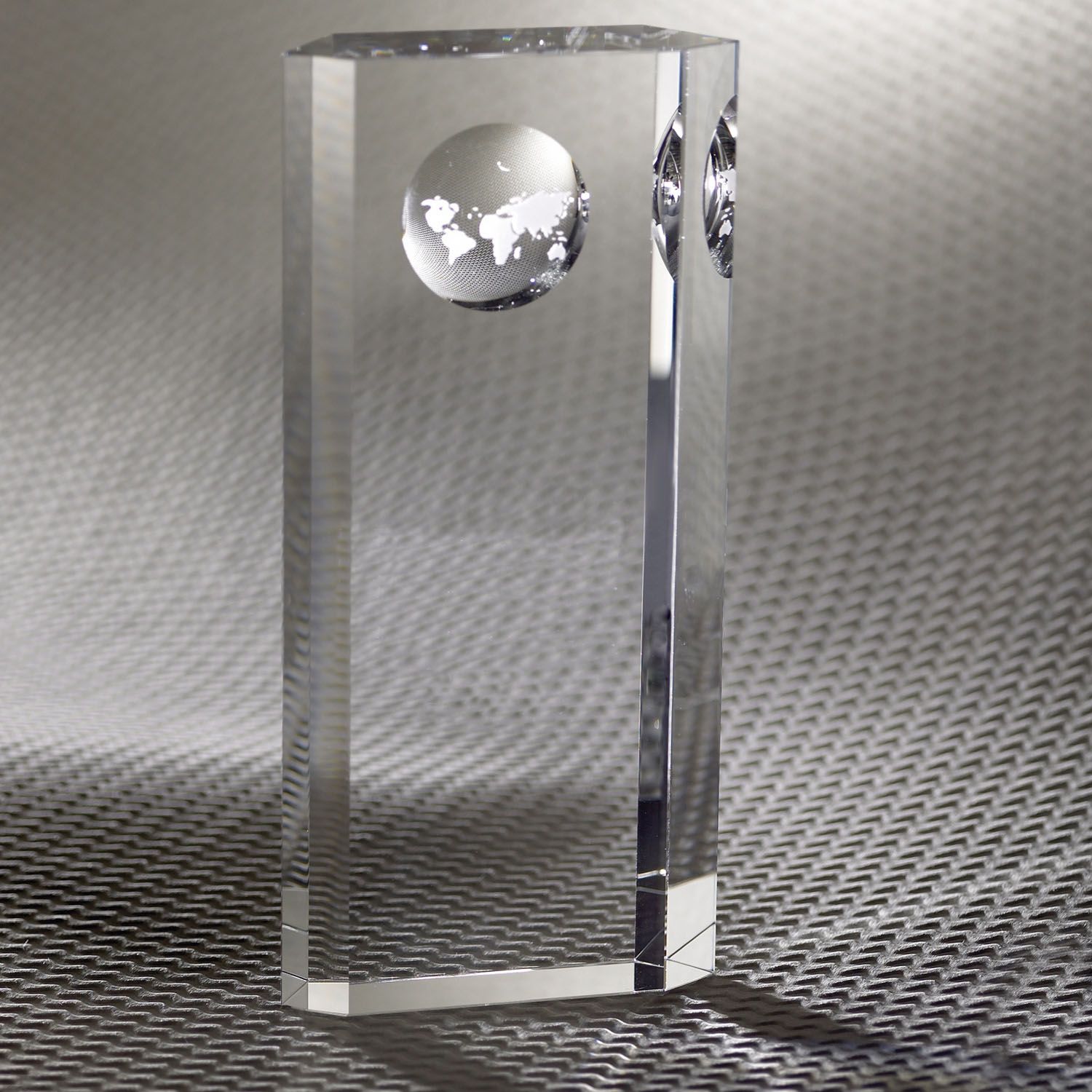 Picture of Nazione Pillar Globe Optically Perfect Award