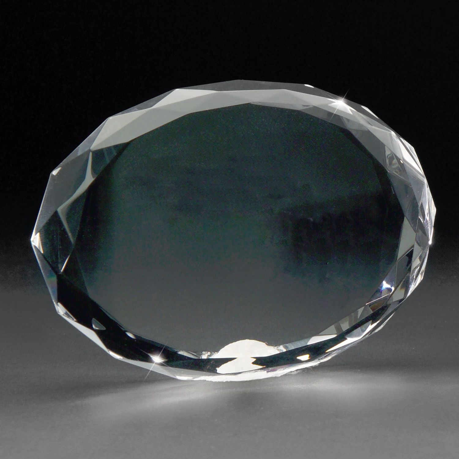Picture of 3D Crystal Oval Paperweight